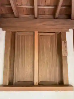 歌泉堂（春日大社神苑萬葉植物園内鎮座）(奈良県)