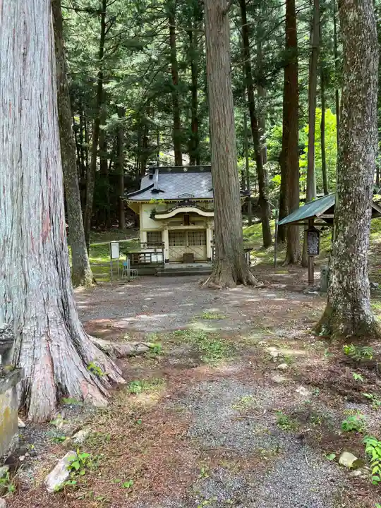 奈良王神社(山梨県)