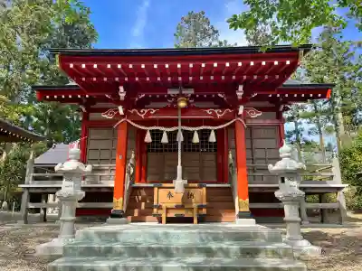 戸倉神社の{uncategorized: "未分類", other: "その他", undefined: "問題あり", building: "その他建物", grave: "お墓", sacred_gate: "鳥居", guardian: "狛犬", statue: "像", buddha: "仏像", history: "歴史", nature: "自然", garden: "庭園", animal: "動物", pagoda: "塔", temizu: "手水舎", mountain_gate: "山門・神門", sanctuary: "本殿・本堂", subordinate: "末社・摂社", art: "芸術", scenery: "景色", jizo: "地蔵", ema: "絵馬", goshuin: "御朱印", omikuji: "おみくじ", items: "授与品その他", amulet: "お守り", goshuincho: "御朱印帳", eats: "食事", festival: "お祭り", votive_dance: "神楽", shichigosan: "七五三参", wedding: "結婚式", experience: "体験その他", initially: "初詣", around: "周辺", anti_infection: "感染症対策"}