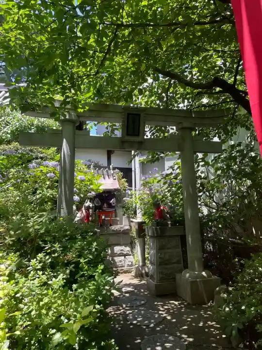 弘明寺稲荷大明神(神奈川県)
