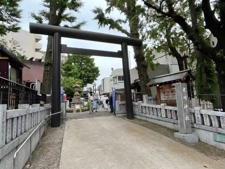 高円寺氷川神社の鳥居