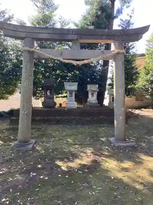 高龗神社(芦沼町)の末社・摂社