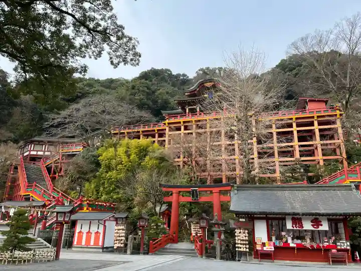 祐徳稲荷神社の{uncategorized: "未分類", other: "その他", undefined: "問題あり", building: "その他建物", grave: "お墓", sacred_gate: "鳥居", guardian: "狛犬", statue: "像", buddha: "仏像", history: "歴史", nature: "自然", garden: "庭園", animal: "動物", pagoda: "塔", temizu: "手水舎", mountain_gate: "山門・神門", sanctuary: "本殿・本堂", subordinate: "末社・摂社", art: "芸術", scenery: "景色", jizo: "地蔵", ema: "絵馬", goshuin: "御朱印", omikuji: "おみくじ", items: "授与品その他", amulet: "お守り", goshuincho: "御朱印帳", eats: "食事", festival: "お祭り", votive_dance: "神楽", shichigosan: "七五三参", wedding: "結婚式", experience: "体験その他", initially: "初詣", around: "周辺", anti_infection: "感染症対策"}