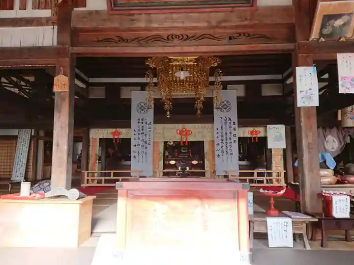天恩寺の本殿・本堂