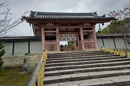 仁和寺の山門