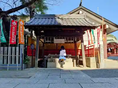 開口神社の手水舎
