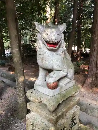 東外城田神社の狛犬