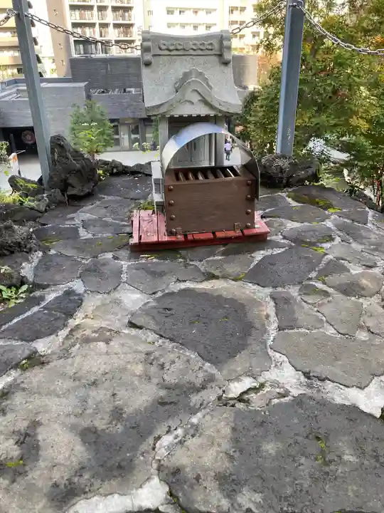 成子天神社の末社・摂社