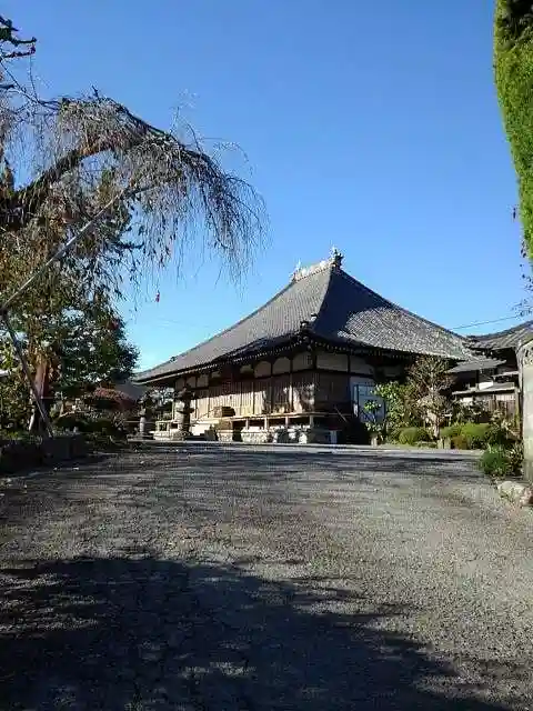 花蔵院の本殿・本堂