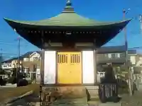 六斎堂の本殿・本堂