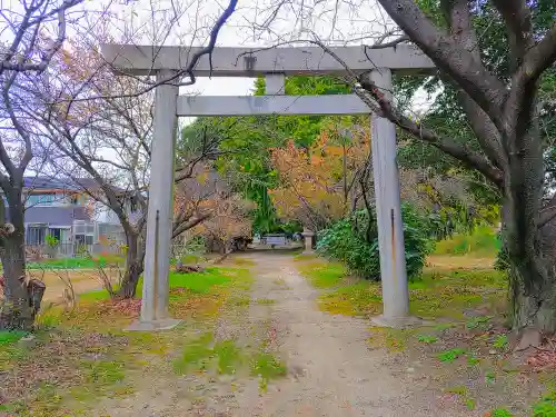 日吉社（丹陽町）の鳥居