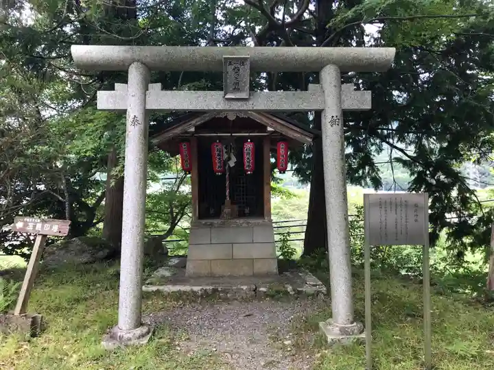 養父神社の末社・摂社