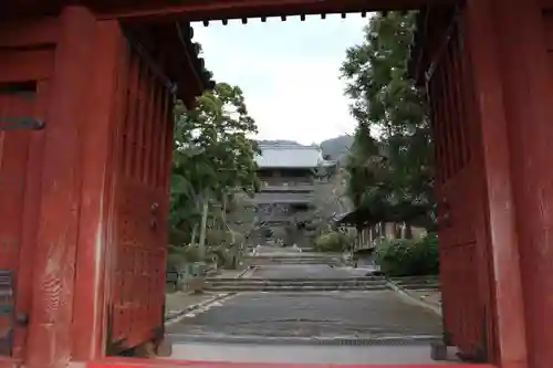 東光寺の山門