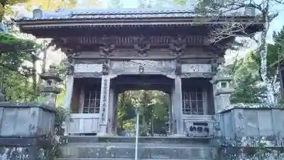 延光寺の山門