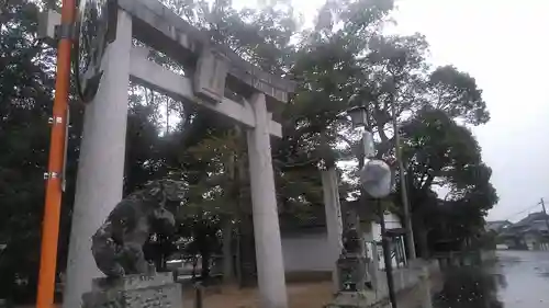 生立八幡神社の鳥居