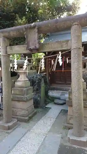 小野照崎神社の鳥居