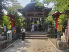 江島神社の本殿