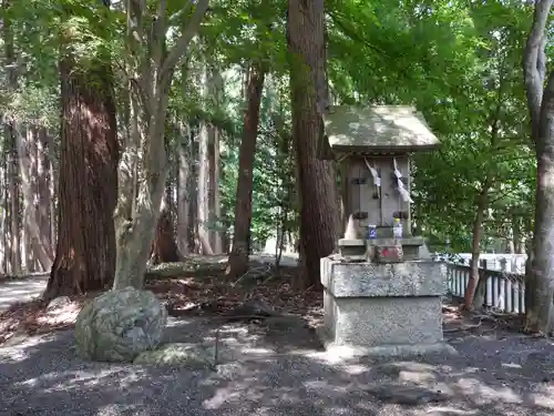 岡神社(滋賀県)