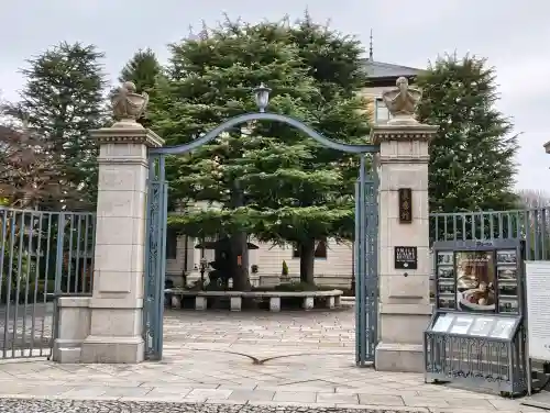八坂神社(祇園さん)の{uncategorized: "未分類", other: "その他", undefined: "問題あり", building: "その他建物", grave: "お墓", sacred_gate: "鳥居", guardian: "狛犬", statue: "像", buddha: "仏像", history: "歴史", nature: "自然", garden: "庭園", animal: "動物", pagoda: "塔", temizu: "手水舎", mountain_gate: "山門・神門", sanctuary: "本殿・本堂", subordinate: "末社・摂社", art: "芸術", scenery: "景色", jizo: "地蔵", ema: "絵馬", goshuin: "御朱印", omikuji: "おみくじ", items: "授与品その他", amulet: "お守り", goshuincho: "御朱印帳", eats: "食事", festival: "お祭り", votive_dance: "神楽", shichigosan: "七五三参", wedding: "結婚式", experience: "体験その他", initially: "初詣", around: "周辺", anti_infection: "感染症対策"}