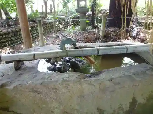 飯野高宮神山神社の手水舎