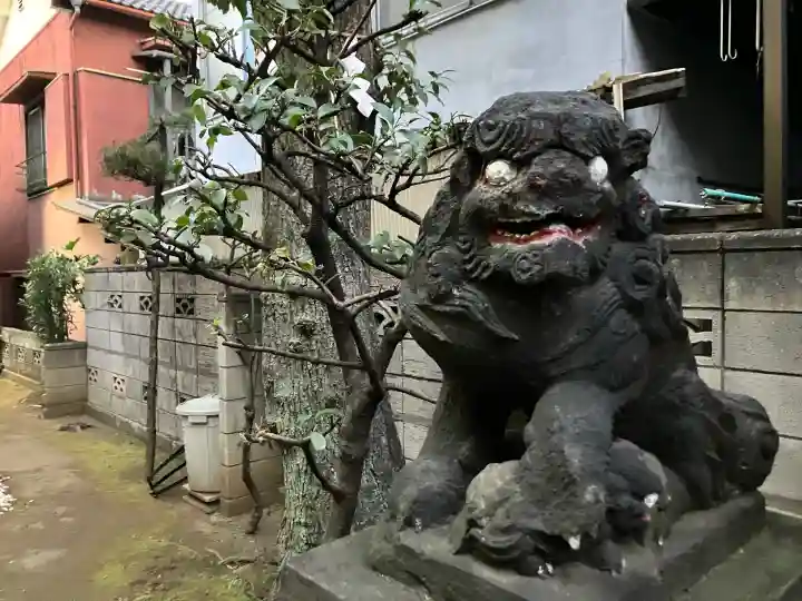 石井神社の{uncategorized: "未分類", other: "その他", undefined: "問題あり", building: "その他建物", grave: "お墓", sacred_gate: "鳥居", guardian: "狛犬", statue: "像", buddha: "仏像", history: "歴史", nature: "自然", garden: "庭園", animal: "動物", pagoda: "塔", temizu: "手水舎", mountain_gate: "山門・神門", sanctuary: "本殿・本堂", subordinate: "末社・摂社", art: "芸術", scenery: "景色", jizo: "地蔵", ema: "絵馬", goshuin: "御朱印", omikuji: "おみくじ", items: "授与品その他", amulet: "お守り", goshuincho: "御朱印帳", eats: "食事", festival: "お祭り", votive_dance: "神楽", shichigosan: "七五三参", wedding: "結婚式", experience: "体験その他", initially: "初詣", around: "周辺", anti_infection: "感染症対策"}