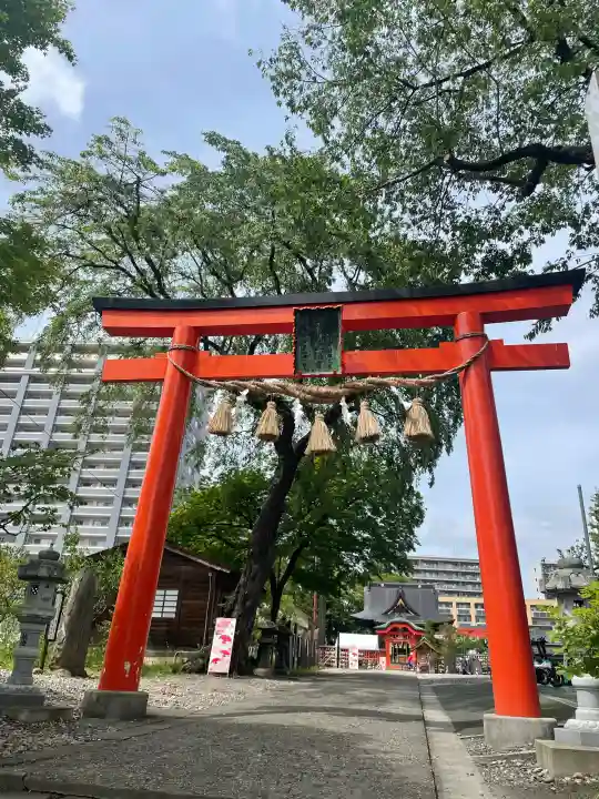 榴岡天満宮の{uncategorized: "未分類", other: "その他", undefined: "問題あり", building: "その他建物", grave: "お墓", sacred_gate: "鳥居", guardian: "狛犬", statue: "像", buddha: "仏像", history: "歴史", nature: "自然", garden: "庭園", animal: "動物", pagoda: "塔", temizu: "手水舎", mountain_gate: "山門・神門", sanctuary: "本殿・本堂", subordinate: "末社・摂社", art: "芸術", scenery: "景色", jizo: "地蔵", ema: "絵馬", goshuin: "御朱印", omikuji: "おみくじ", items: "授与品その他", amulet: "お守り", goshuincho: "御朱印帳", eats: "食事", festival: "お祭り", votive_dance: "神楽", shichigosan: "七五三参", wedding: "結婚式", experience: "体験その他", initially: "初詣", around: "周辺", anti_infection: "感染症対策"}