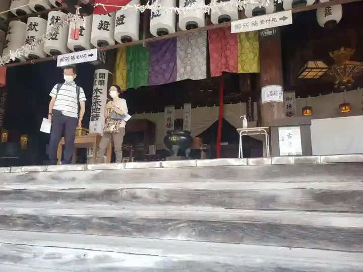 浄信寺の本殿・本堂