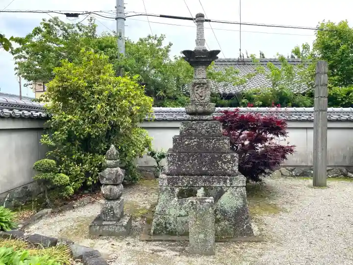 盛禅寺の{uncategorized: "未分類", other: "その他", undefined: "問題あり", building: "その他建物", grave: "お墓", sacred_gate: "鳥居", guardian: "狛犬", statue: "像", buddha: "仏像", history: "歴史", nature: "自然", garden: "庭園", animal: "動物", pagoda: "塔", temizu: "手水舎", mountain_gate: "山門・神門", sanctuary: "本殿・本堂", subordinate: "末社・摂社", art: "芸術", scenery: "景色", jizo: "地蔵", ema: "絵馬", goshuin: "御朱印", omikuji: "おみくじ", items: "授与品その他", amulet: "お守り", goshuincho: "御朱印帳", eats: "食事", festival: "お祭り", votive_dance: "神楽", shichigosan: "七五三参", wedding: "結婚式", experience: "体験その他", initially: "初詣", around: "周辺", anti_infection: "感染症対策"}