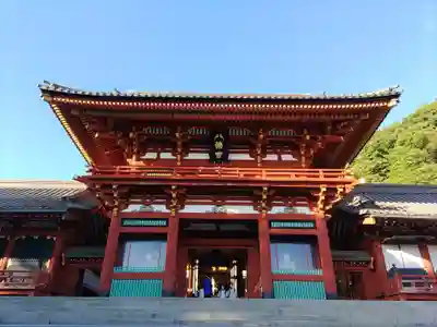 鶴岡八幡宮の山門・神門