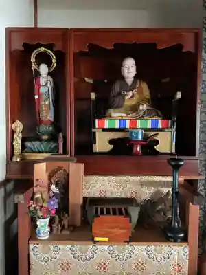 薬師寺(北外山)の像