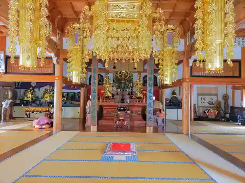 宝生寺の本殿・本堂