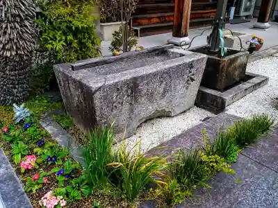法応寺の手水舎