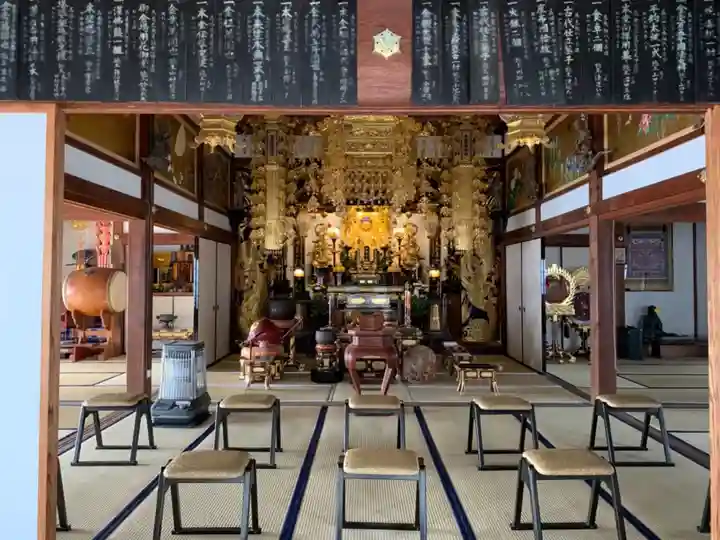 蓮台寺の本殿・本堂