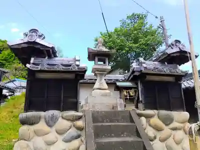 御嶽神社の山門・神門
