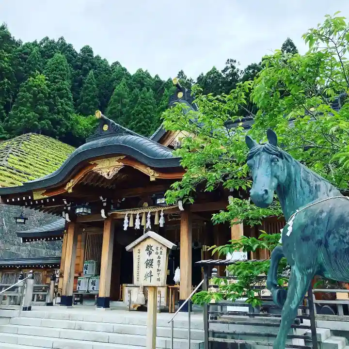 丹生川上神社(上社)の本殿・本堂