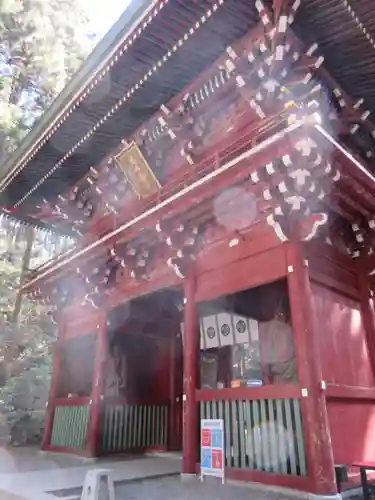 御岩神社の山門・神門
