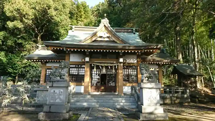 熊野神社の本殿・本堂
