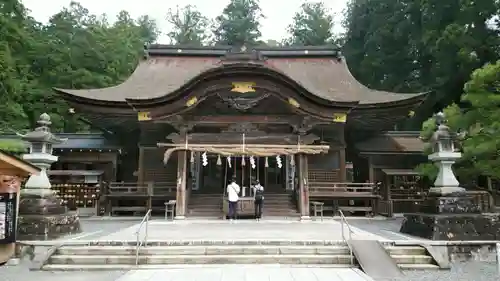 小國神社の本殿・本堂