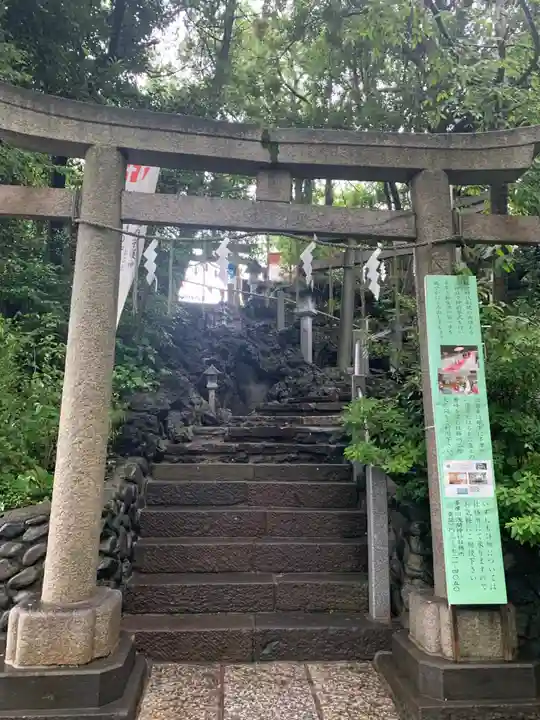 多摩川浅間神社の鳥居