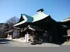 弘明寺の本殿