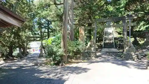 大瀬神社の鳥居