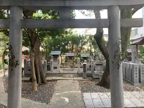 物部神社の鳥居