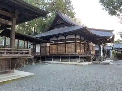 若宮八幡宮の本殿・本堂