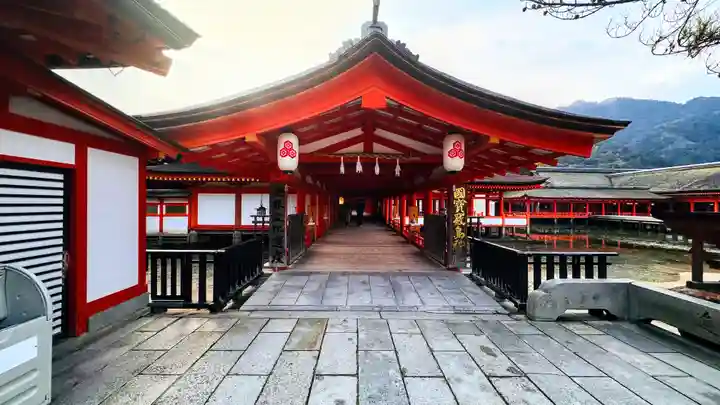 厳島神社(広島県)
