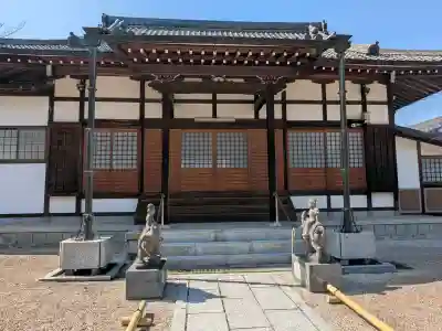 天龍寺の{uncategorized: "未分類", other: "その他", undefined: "問題あり", building: "その他建物", grave: "お墓", sacred_gate: "鳥居", guardian: "狛犬", statue: "像", buddha: "仏像", history: "歴史", nature: "自然", garden: "庭園", animal: "動物", pagoda: "塔", temizu: "手水舎", mountain_gate: "山門・神門", sanctuary: "本殿・本堂", subordinate: "末社・摂社", art: "芸術", scenery: "景色", jizo: "地蔵", ema: "絵馬", goshuin: "御朱印", omikuji: "おみくじ", items: "授与品その他", amulet: "お守り", goshuincho: "御朱印帳", eats: "食事", festival: "お祭り", votive_dance: "神楽", shichigosan: "七五三参", wedding: "結婚式", experience: "体験その他", initially: "初詣", around: "周辺", anti_infection: "感染症対策"}