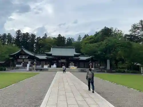 茨城縣護國神社の{uncategorized: "未分類", other: "その他", undefined: "問題あり", building: "その他建物", grave: "お墓", sacred_gate: "鳥居", guardian: "狛犬", statue: "像", buddha: "仏像", history: "歴史", nature: "自然", garden: "庭園", animal: "動物", pagoda: "塔", temizu: "手水舎", mountain_gate: "山門・神門", sanctuary: "本殿・本堂", subordinate: "末社・摂社", art: "芸術", scenery: "景色", jizo: "地蔵", ema: "絵馬", goshuin: "御朱印", omikuji: "おみくじ", items: "授与品その他", amulet: "お守り", goshuincho: "御朱印帳", eats: "食事", festival: "お祭り", votive_dance: "神楽", shichigosan: "七五三参", wedding: "結婚式", experience: "体験その他", initially: "初詣", around: "周辺", anti_infection: "感染症対策"}