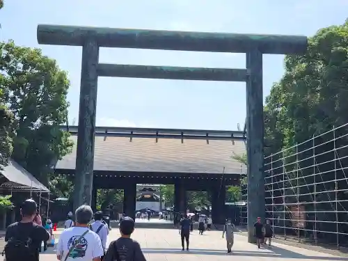 靖國神社の鳥居