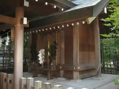 神明社の末社・摂社