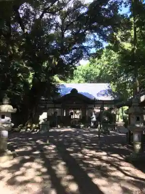阿自賀神社の本殿・本堂