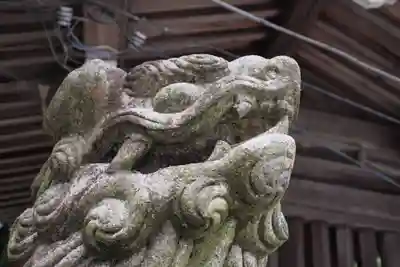 西寒多神社の狛犬